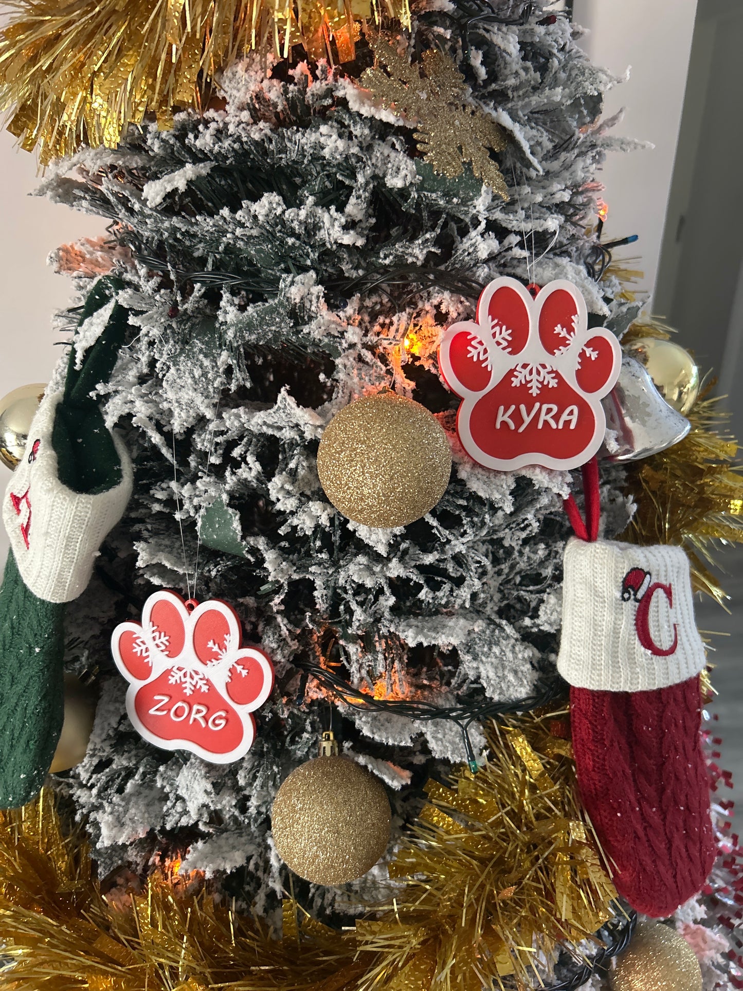 Custom Pet Christmas Ornament – Set of 4 (Dog or Cat)